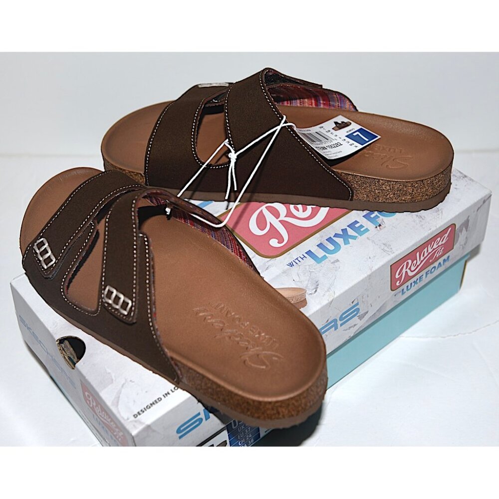 NIB Skechers Luxe Foam Relaxed Fit Sandals in Chocolate - Picture 5 of 7